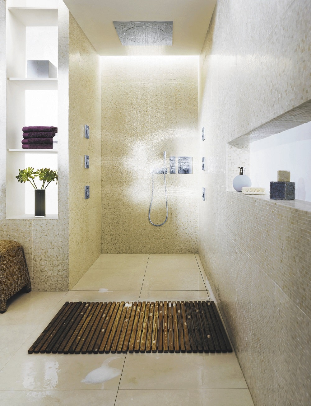 Multijets, jets massants, jets pluie… profitez des jets d’eau sous